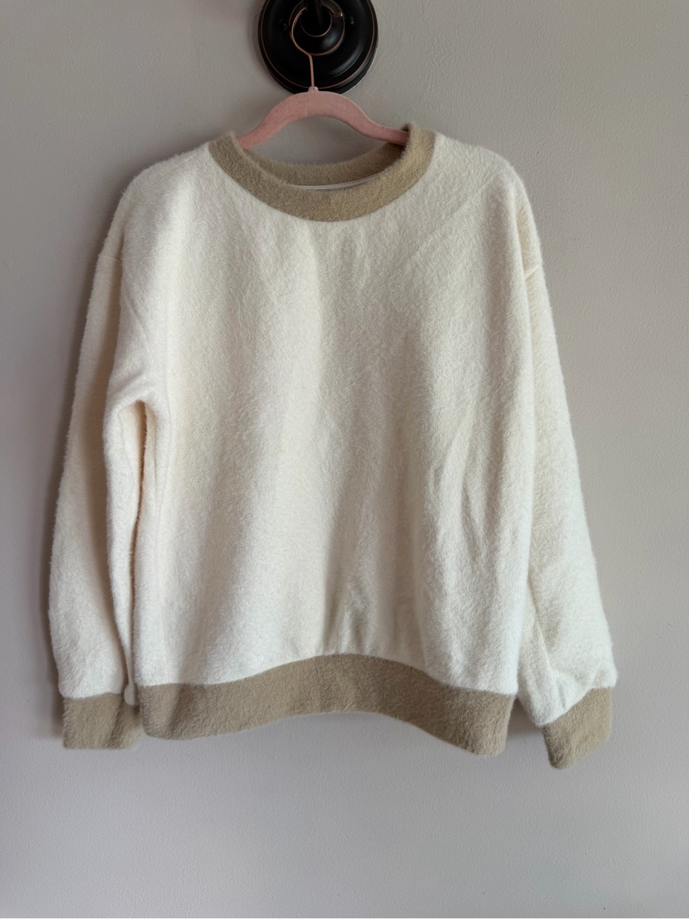 Maeve Anthropologie XXS Cream Tan Fuzzy Contrast Trim Pullover Sweater Eyelash⁠